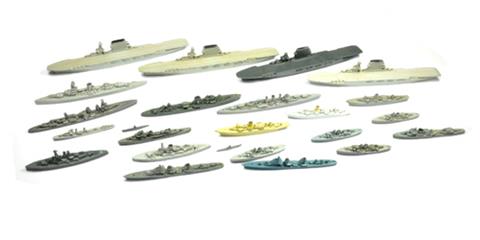 Konvolut 24 Kriegsschiffe