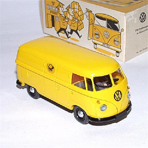 VW-Postwagen (verglast, im Ork)