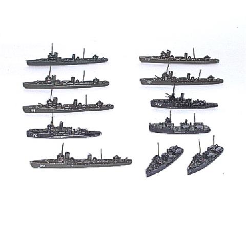 Konvolut 11 kleine Kriegsschiffe