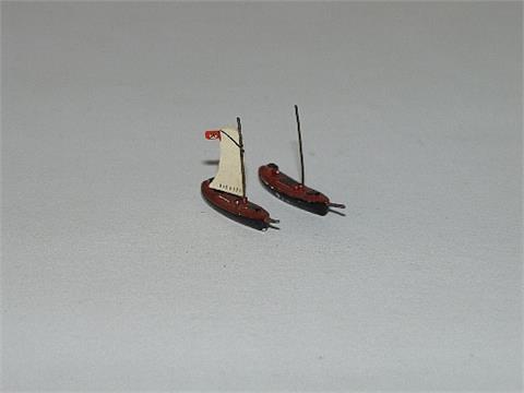 Konvolut 2 kleine Segelschiffe
