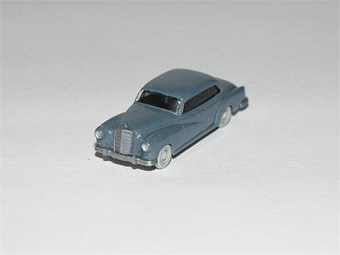 Mercedes 300, blaugrau