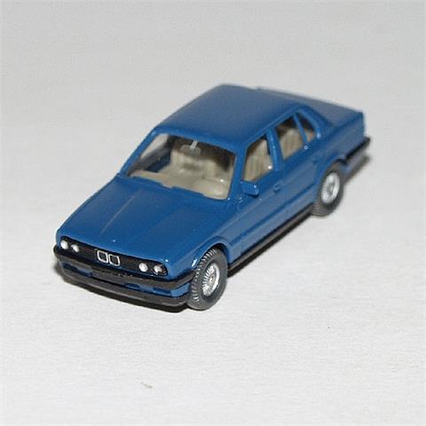 BMW 320i, kobaltblau