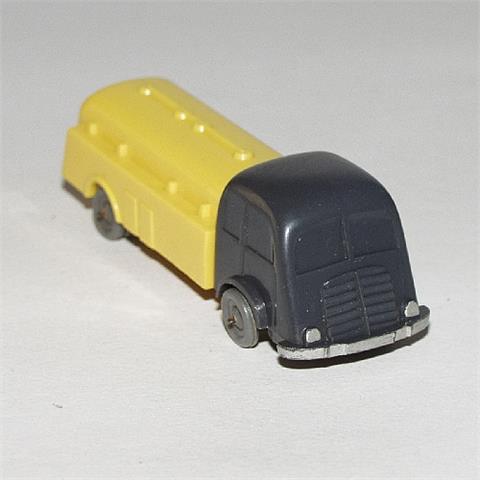 Fiat Tankwagen, anthrazit/gelb "Esso"