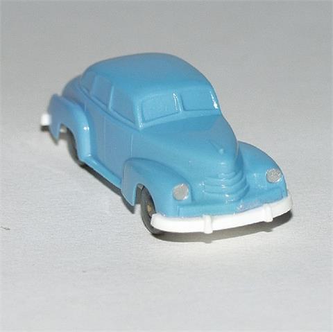 Opel Kapitän '52, babyblau/weiß