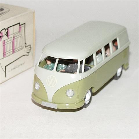 VW Bus (ab '58), d'-perlweiß/lindgrün (im Ork)
