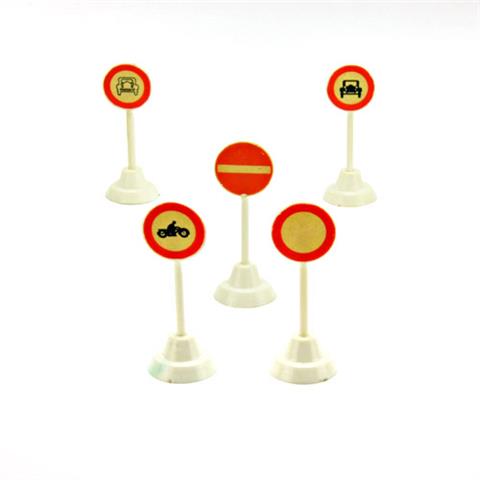Konvolut 5 Verkehrszeichen