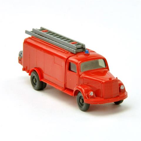 Spritzenwagen MB 3500, rot (ein Blaulicht)