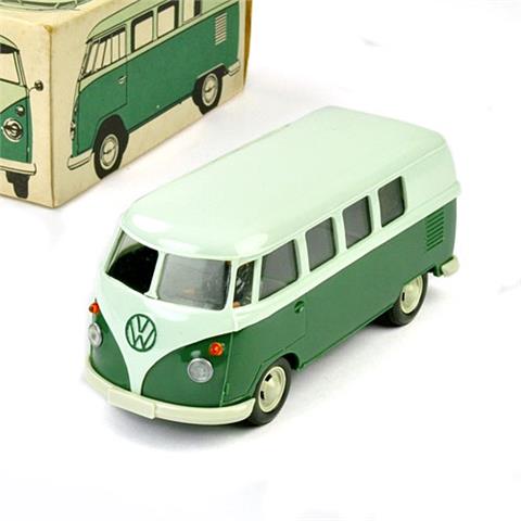 VW Bus (Typ 3), bläulichweiß/diamantgr. (im Ork)