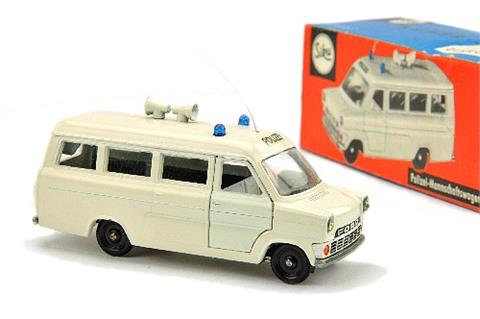 V 324- Ford Transit Polizei (im Ork)