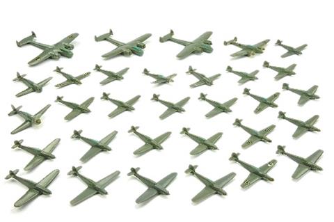 Konvolut 31 deutsche Flugzeuge