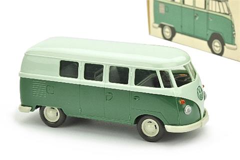 VW Bus (Typ 3), papyrusweiß/diam'grün (im Ork)