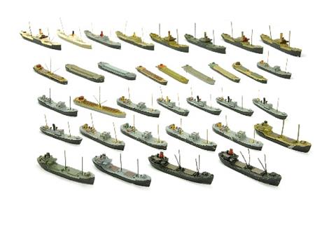 Konvolut 34 kleine Frachtschiffe
