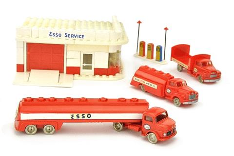 Lego - Esso-Tankstelle mit 3 Fahrzeugen