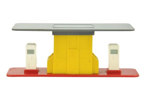 Große Tankstelle (alt), gelb/basaltgrau/rot/weiß