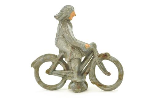Radfahrer (weiblich), silbern