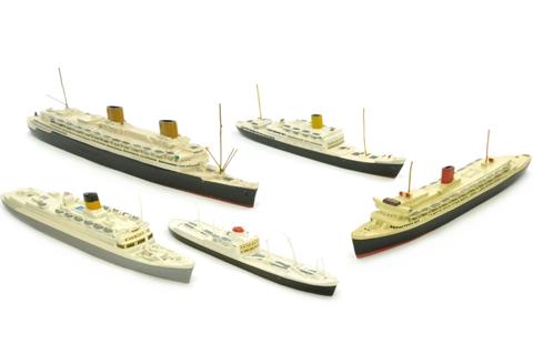 Konvolut 5 Zivilschiffe der 1950er Jahre