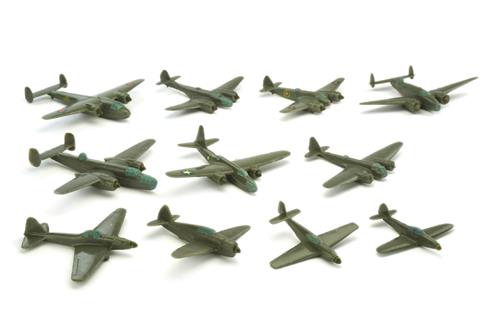 Konvolut 11 Flugzeuge (Grünlinge)