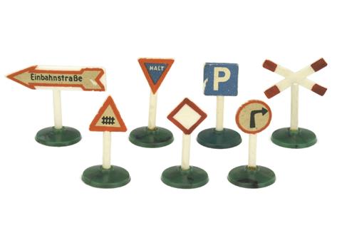 Konvolut 7 Verkehrszeichen (Typ 1)