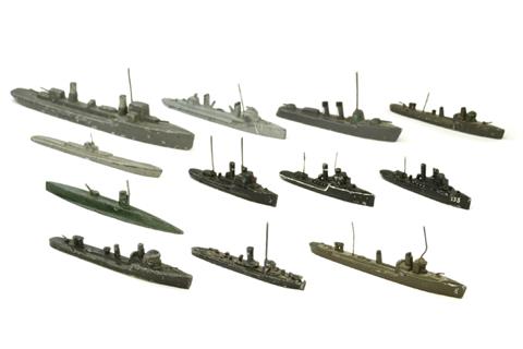 Konvolut 12 Kriegsschiffe der 1930er Jahre
